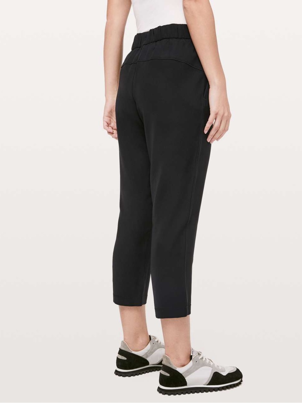 Lululemon On The Fly Crop Size 10